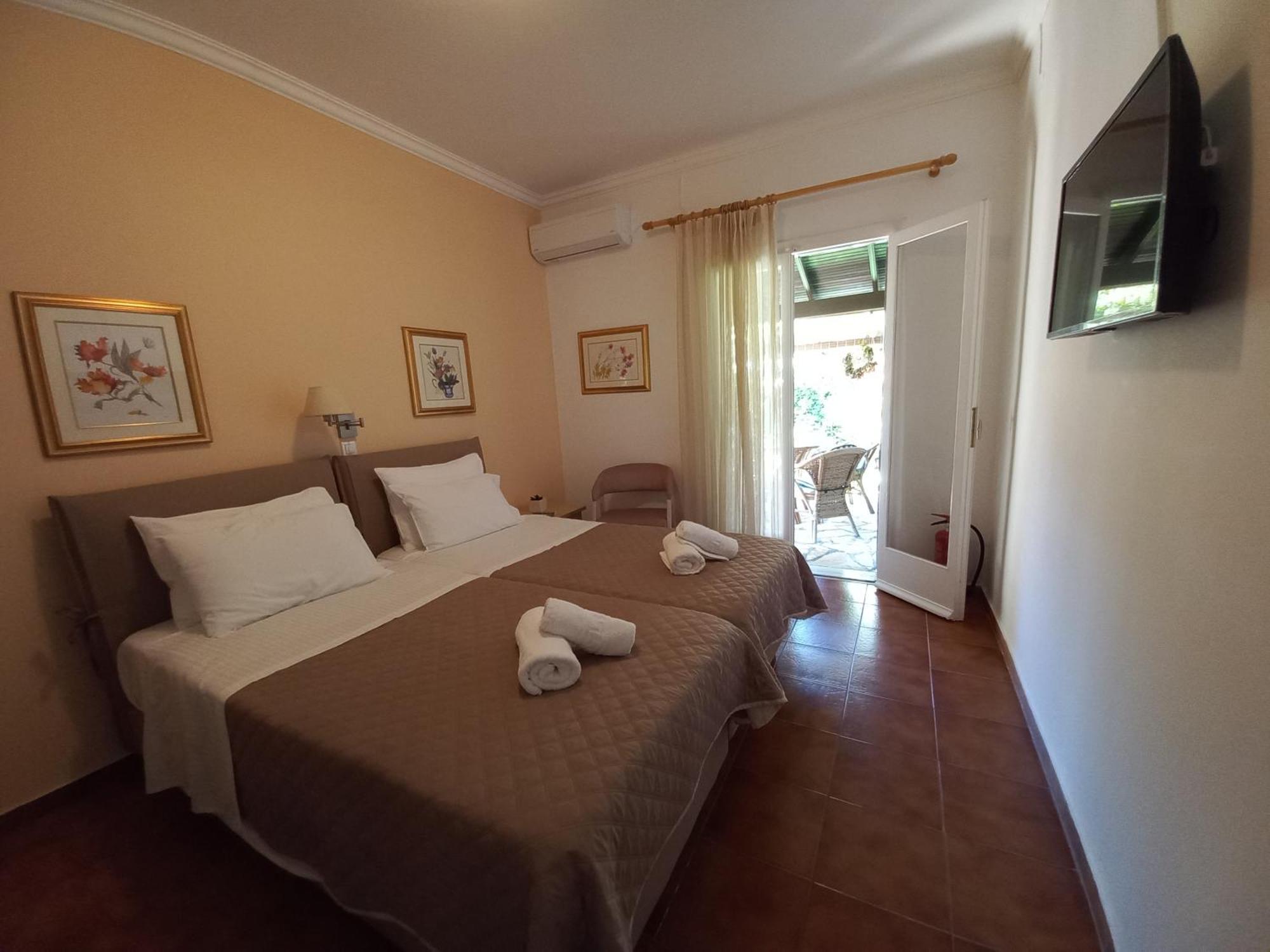 Villa Tina Country Beach Apartments Acharavi  Quarto foto